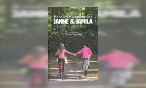 Plaatje Janne & Jamila samen op de fiets