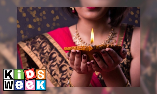 Plaatje 5 vragen over Divali, het vrolijke lichtjesfeest