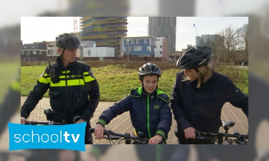 Plaatje Wat doet de politie te fiets?