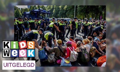 Plaatje Ook kinderen op de A12 bij klimaatdemonstraties