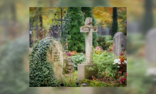 Plaatje Hoe worden mensen begraven die langer dan twee meter zijn?