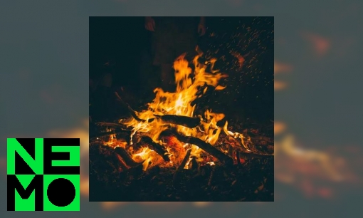 Plaatje Hoe warm moet iets worden om vlam te vatten?