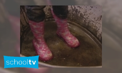 Plaatje Regenschoenen testen