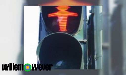 Waarom heeft het stoplicht voor voetgangers geen oranje?