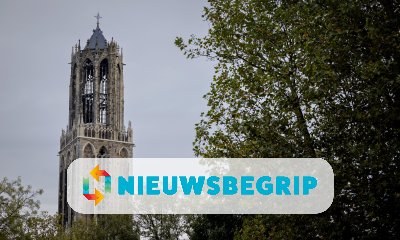 Plaatje Domtoren uit de steigers: “Daor is-tie weer!”